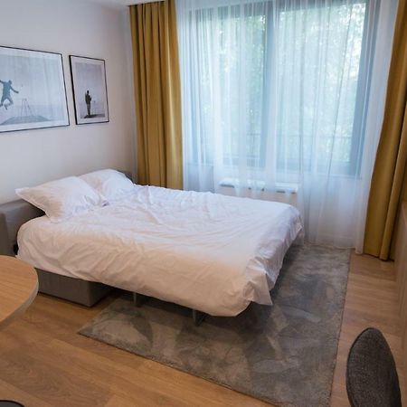 Arbans Elegant Apartment In The City Center Бухарест Экстерьер фото